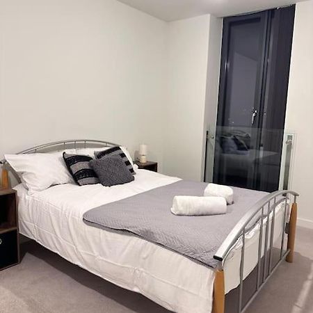 Stylish 2 Bedroom Apartment Манчестер Экстерьер фото